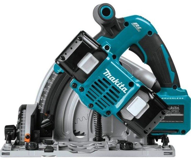 Аккумуляторная погружная пила Makita