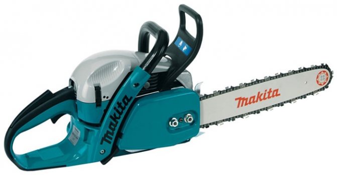 Бензопила Makita DCS4610-36/40 - средне-бюджетная модель полупрофессионального уровня