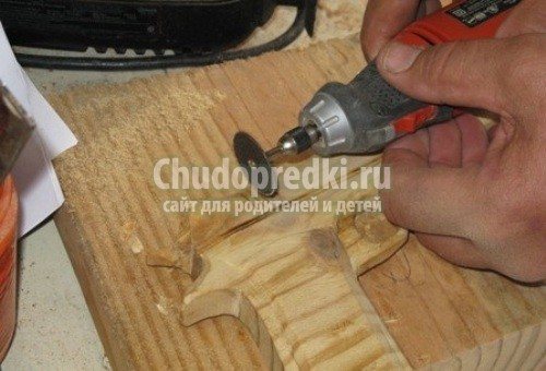 Как сделать мини ружье из дерева. Как сделать пистолет из дерева: пошаговые мастер-классы с фото