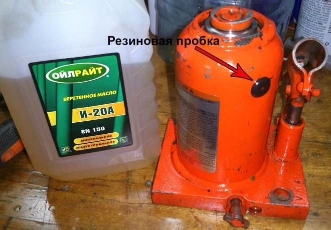 Какое масло можно долить в домкрат