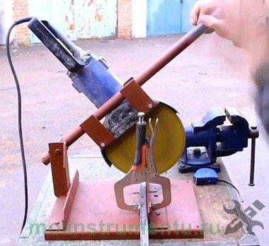 Простейший станок из болгарки
